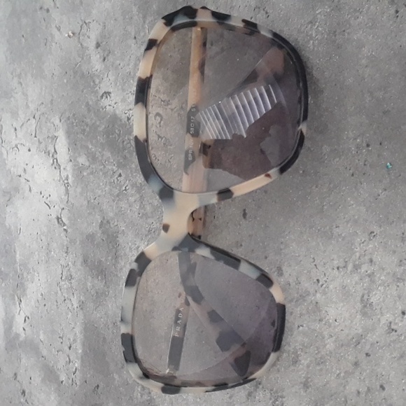 PRADA SUNGLASSES.. - Picture 2 of 8